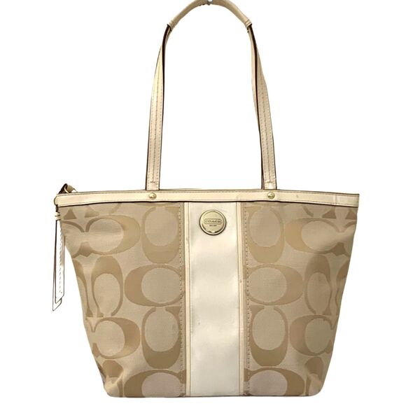 Coach Signature Canvas Tote Bag – Beige / Khaki – Classic Style